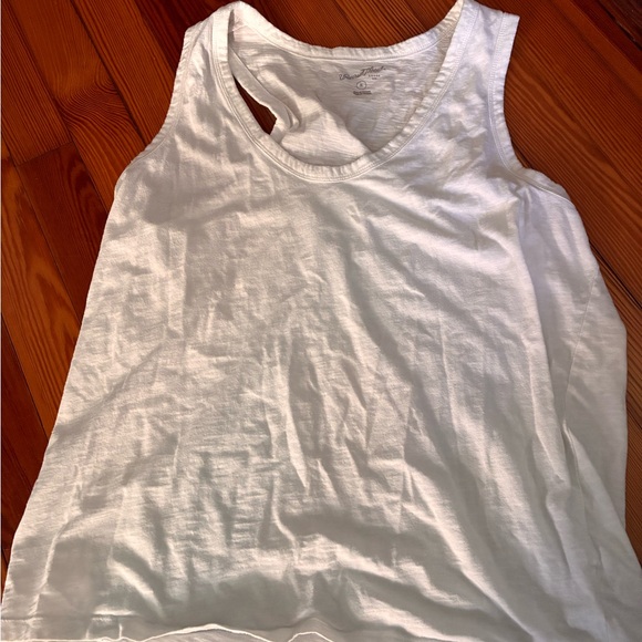 Universal Thread White Tank Top - Picture 2 of 3